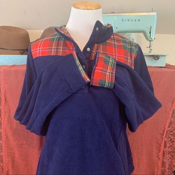 Crown & Ivy navy and red plaid fleece pullover Pxl - Picture 2 of 7